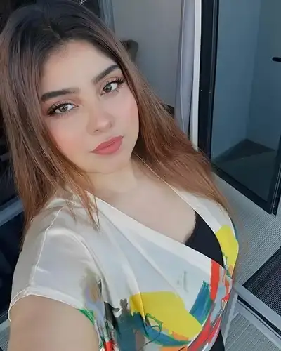 Belonia Escort